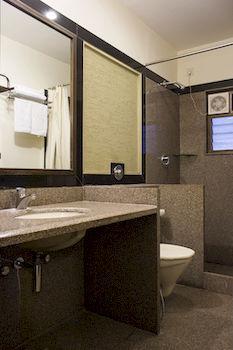 Oyo Townhouse 6 Koramangala Sony Signal 3*