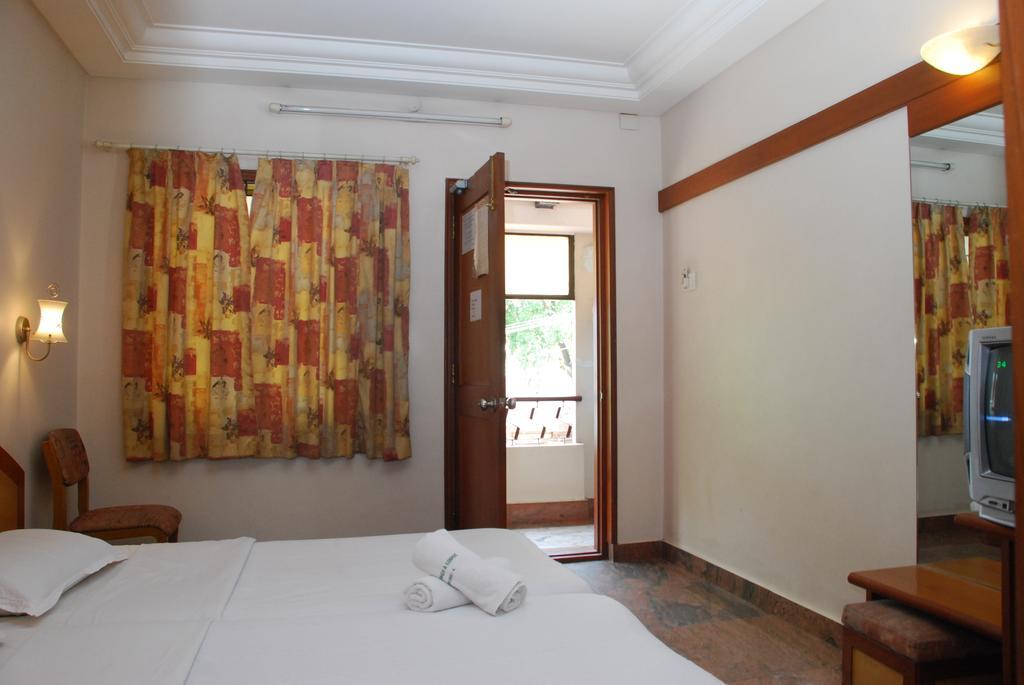 Hotel Kamat's Lalbagh *