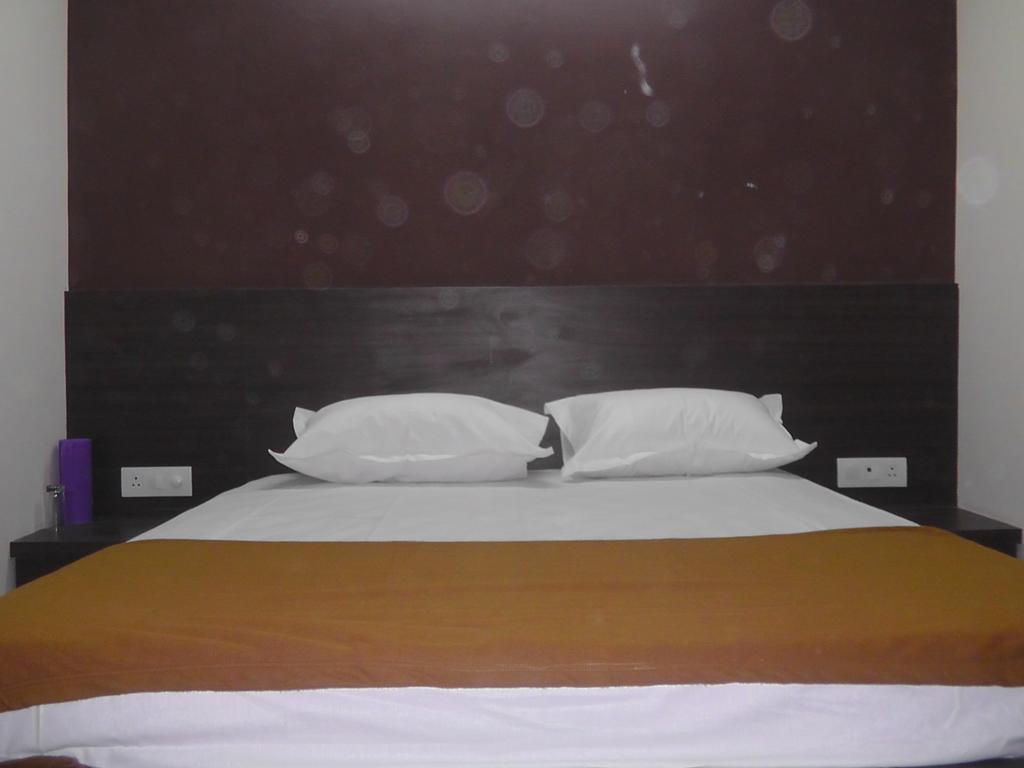 Hotel Everest Comforts