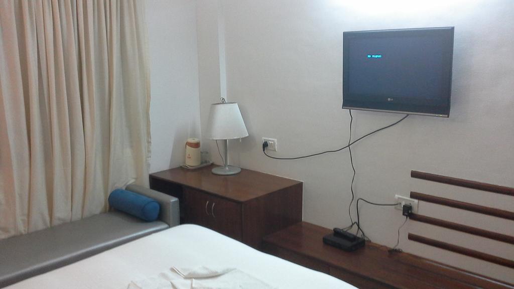 Aga West Park Hotel 3*