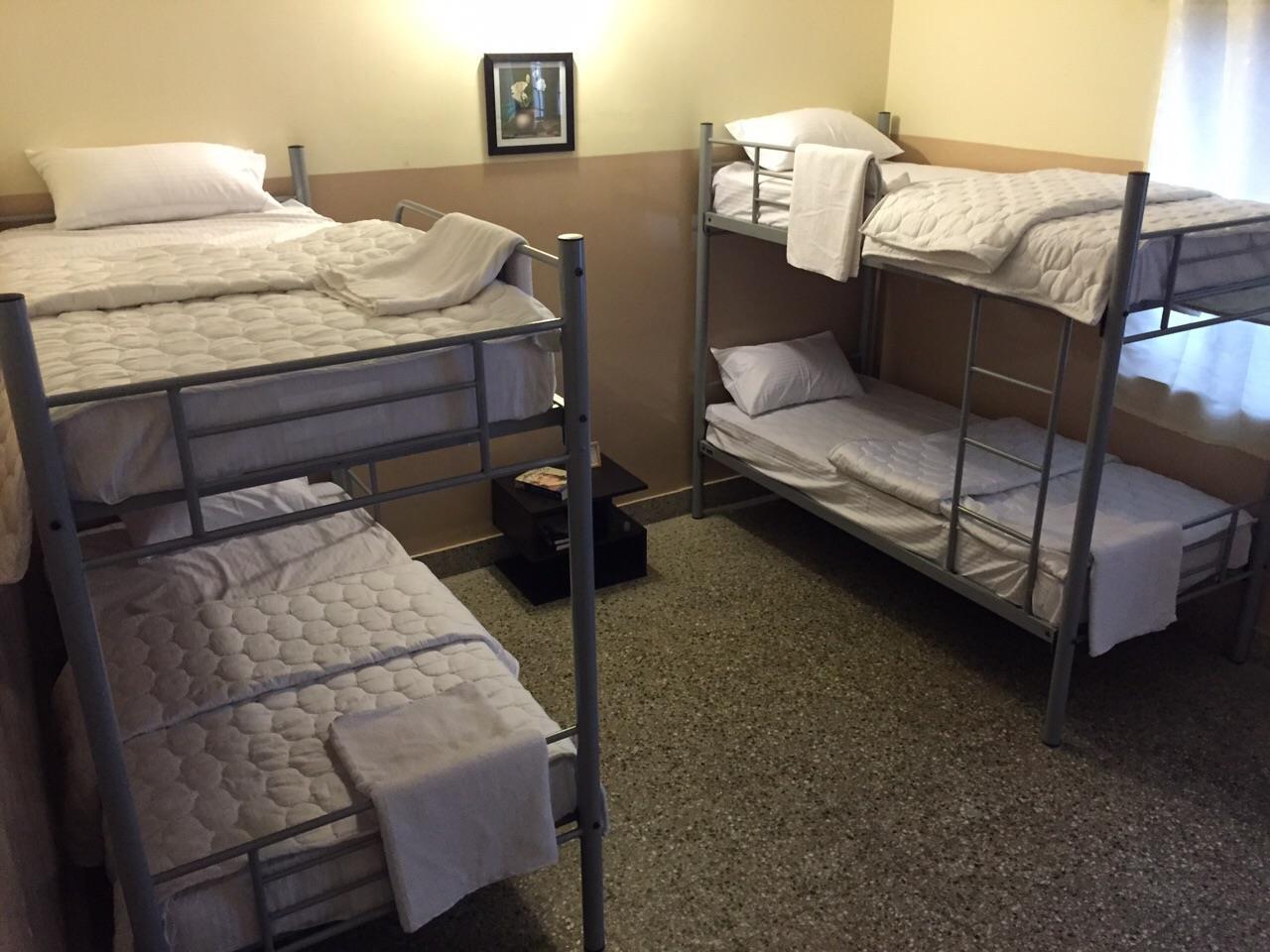 Snoozotel Hostel