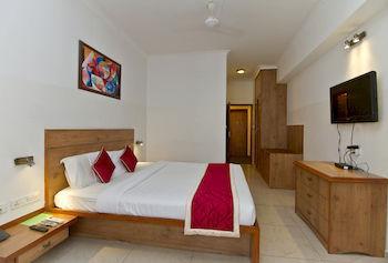 Oyo Premium Cunningham Road Bangalore