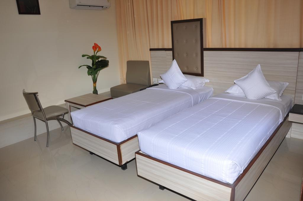 Kadmaba Guestline 2*