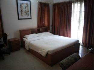 Hotel Nandu Hospitality Indiranagar *
