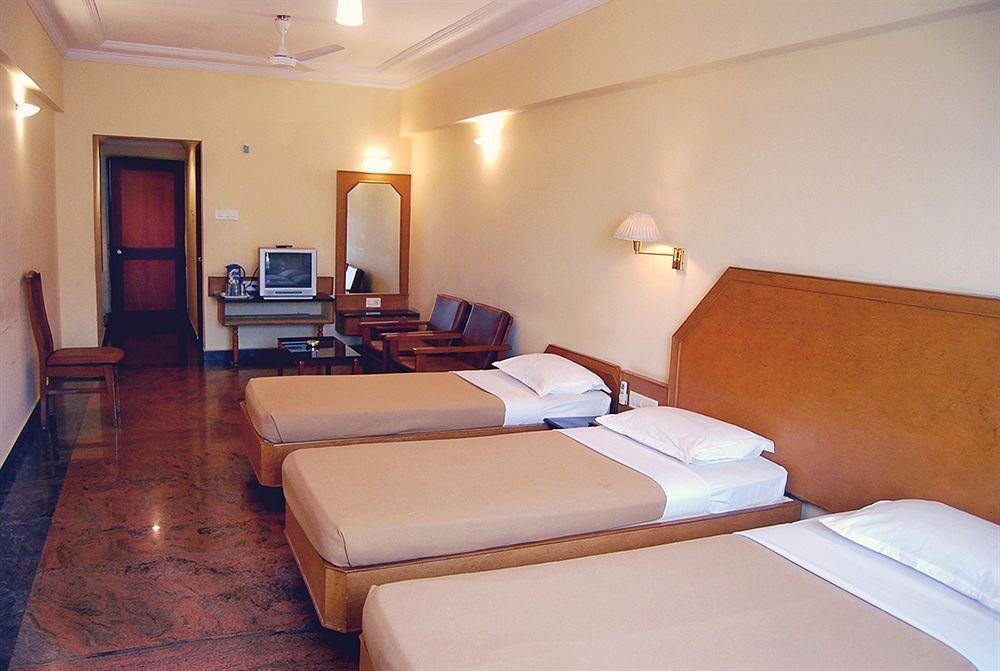 Hotel Samrat Residency