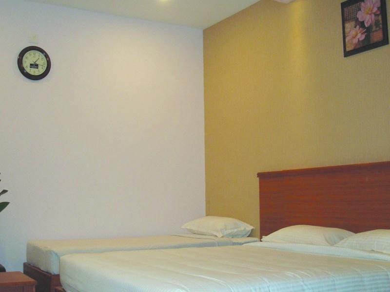 Hotel Kadmaba Guestline