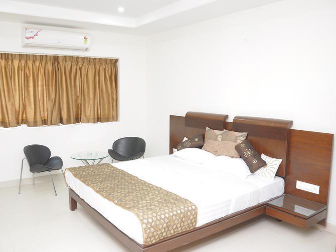Inn Sanctum Bel Road