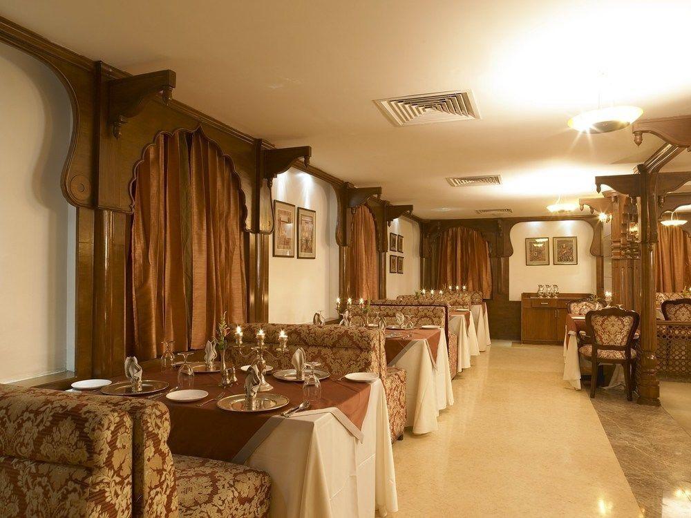 Hotel The Solitaire 4*