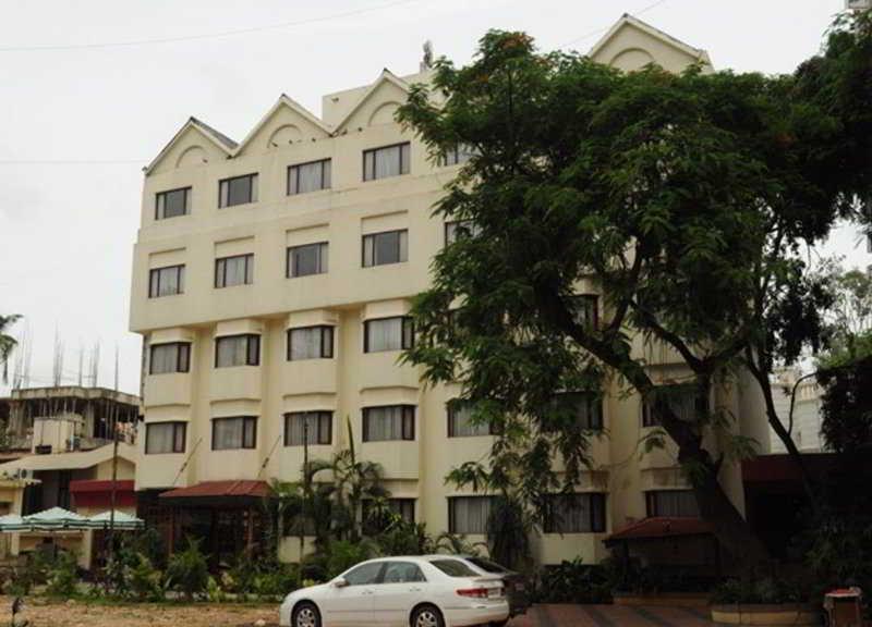 Highgates Hotel Bangalore
