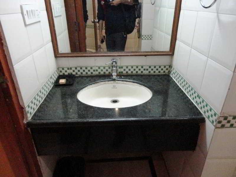 Octave La Sara Vista