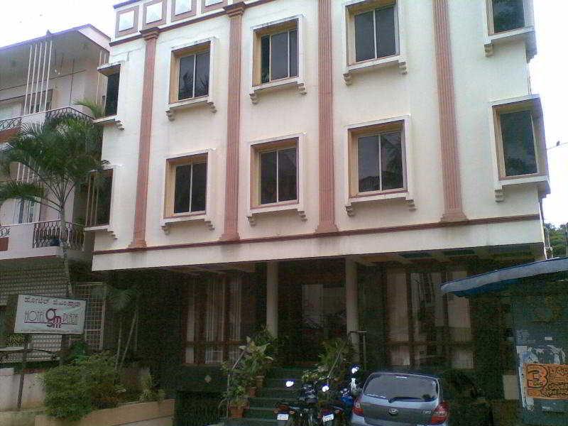 Gm Plaza Hotel Bangalore