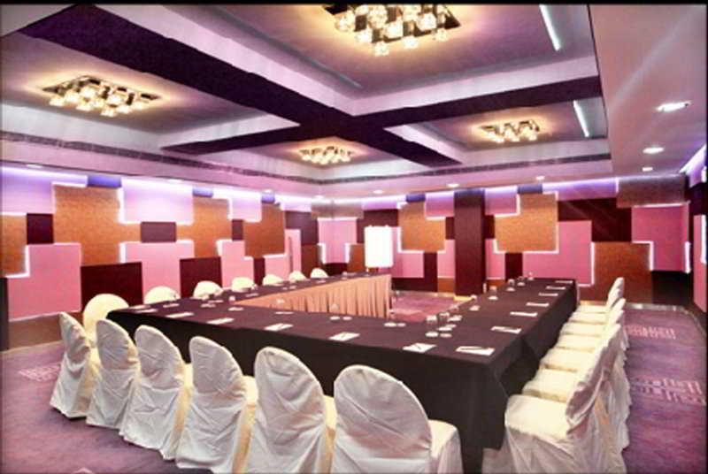 Radisson Blu Atria Hotel 5*