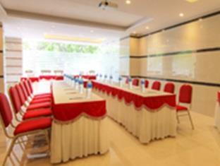Sanman Gardenia Hotel Bangalore