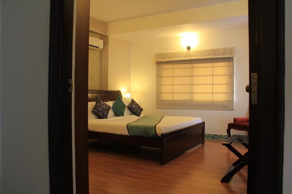 Hotel Orchid - A Boutique Off Residency Road 3*
