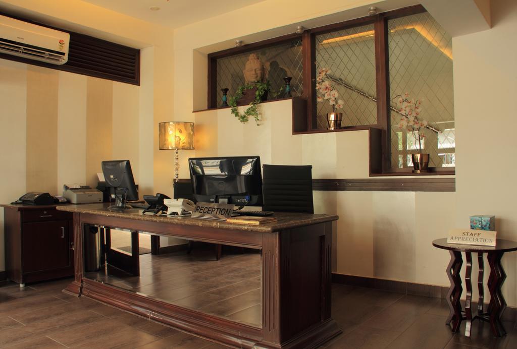 Orchid - A Boutique Off Residency Road 3*