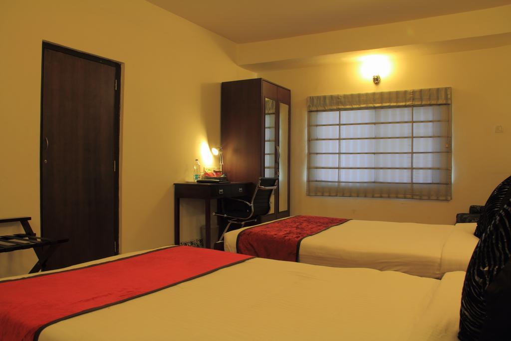 Orchid - A Boutique Off Residency Road 3*