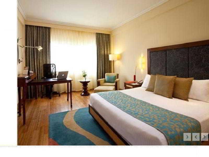 Hotel Vivanta Residency Road