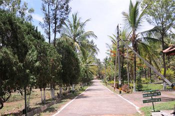 Green Valley Resorts Hotel 3*