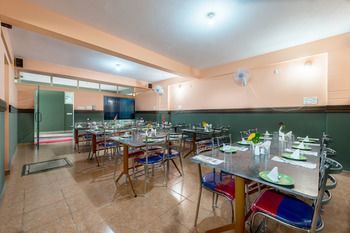 Hotel Treebo Ample Premium Bangalore