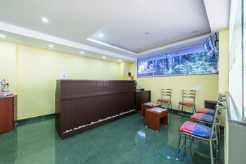 Hotel Treebo Ample Premium