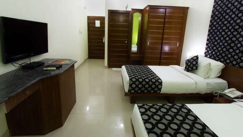 Sunray Hotel 3*