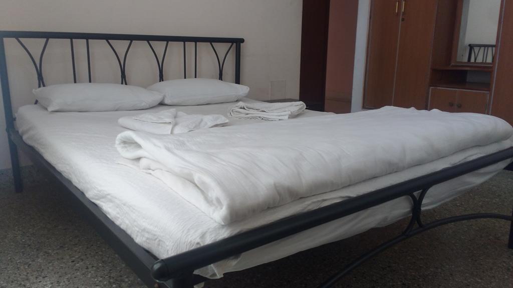 Snoozotel Hostel Bangalore