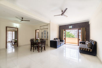 Treebo Royal 9 Hotel Bangalore