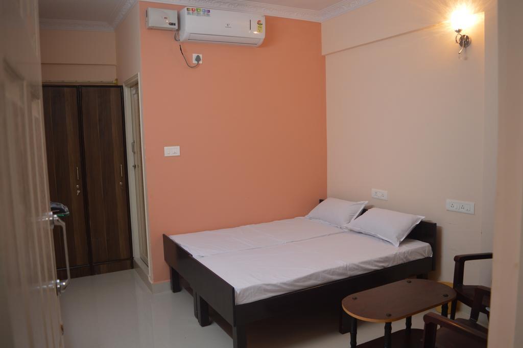 Sri Balaji Guest house 3*