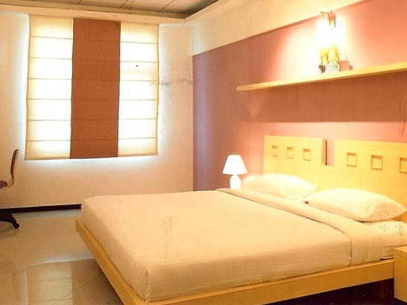 Tricolour 3* Bangalore