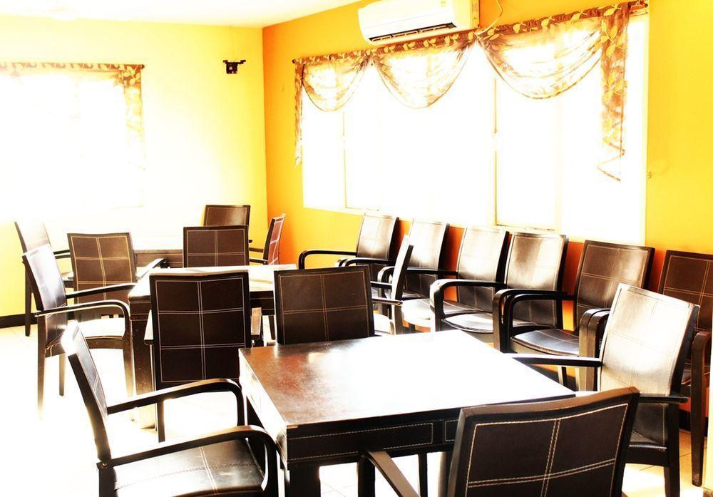 Oyo Townhouse 6 Koramangala Sony Signal 3*