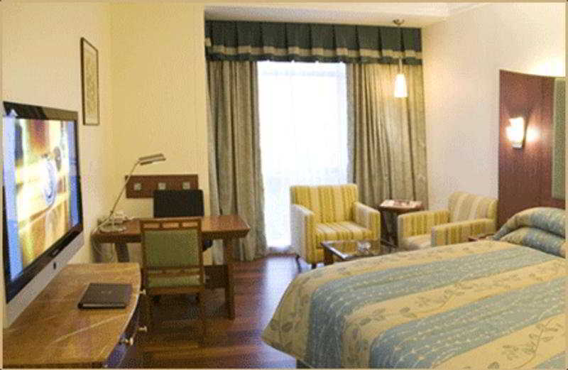 Radisson Blu Atria Hotel 5*