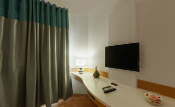 Melange Luxury Service *