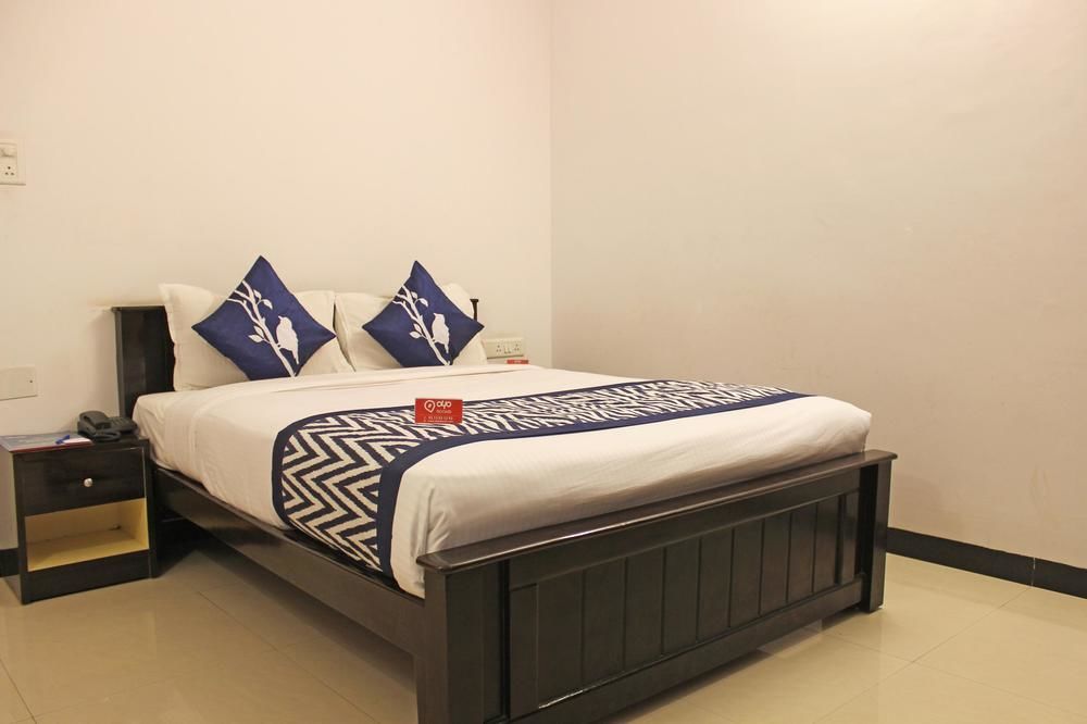 Oyo 29638 Gmr 18 Hotel
