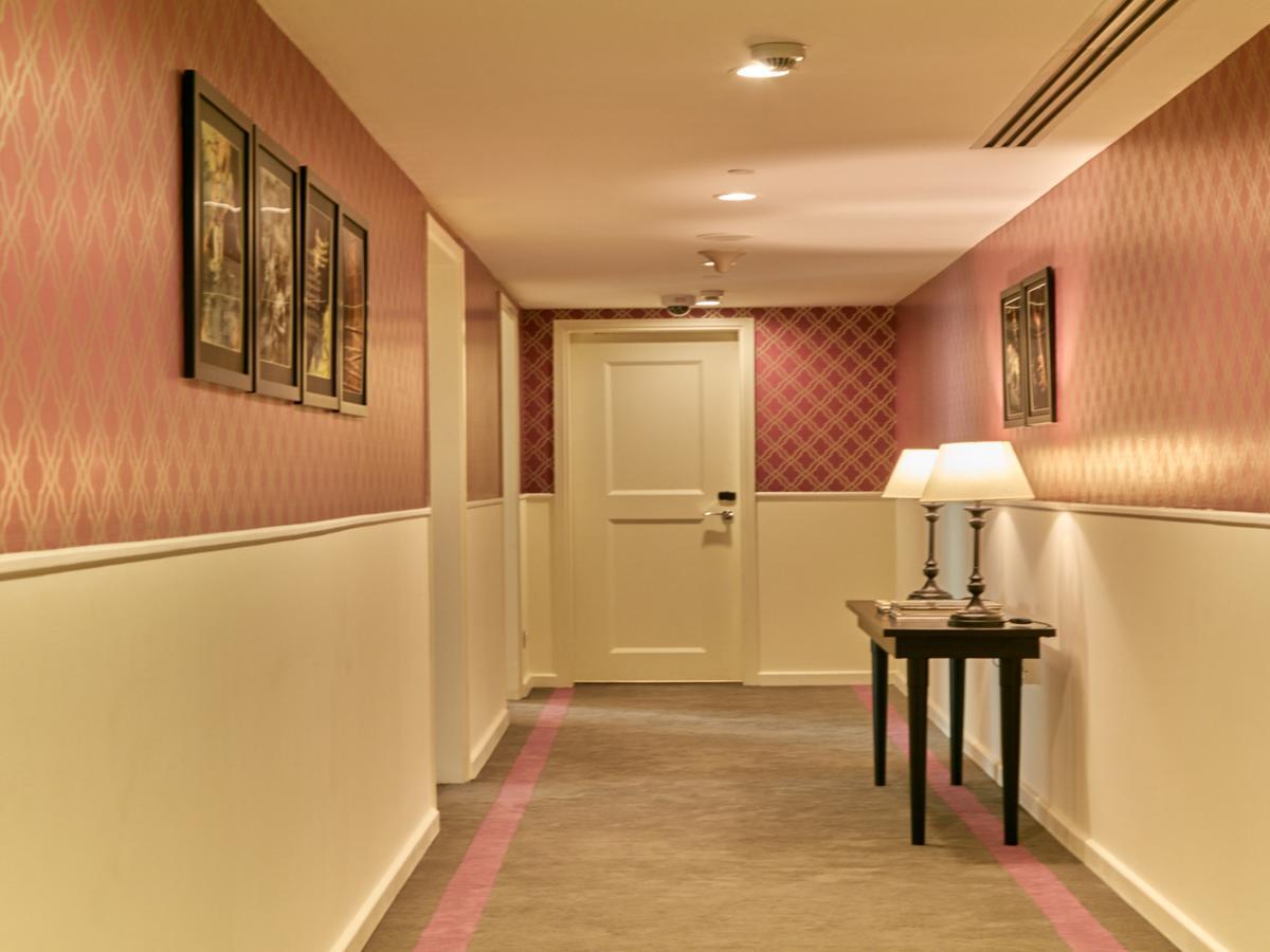 The Waverly Hotel & Residences 4* Bangalore