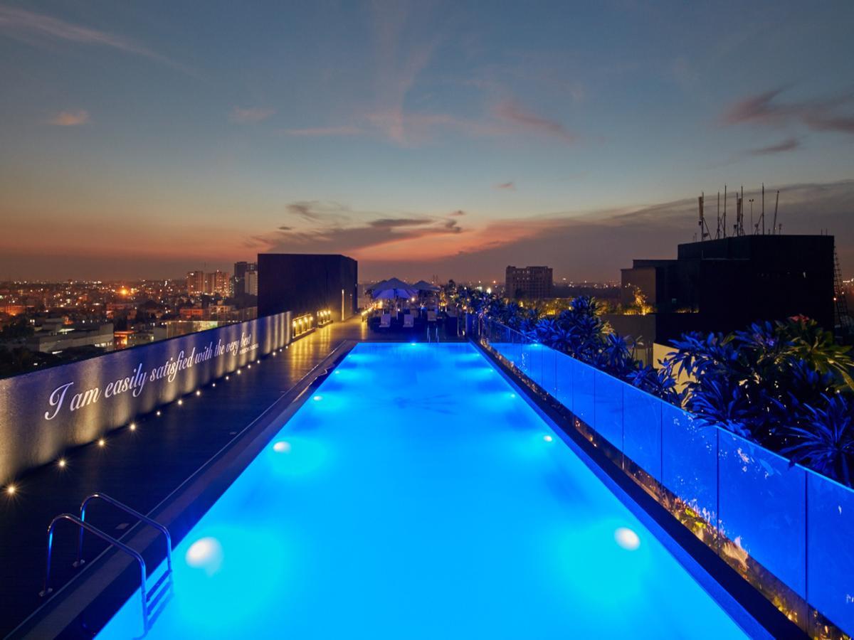 Hotel The Waverly Hotel & Residences 4*