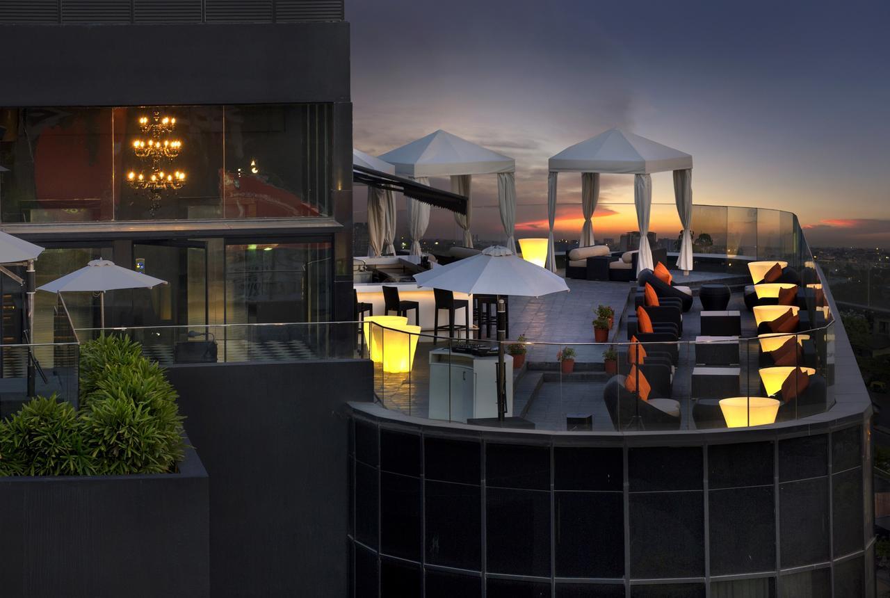 The Waverly Hotel & Residences 4*
