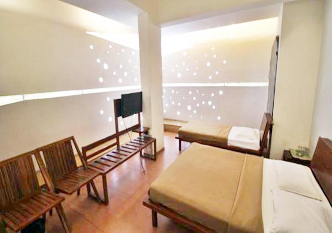 Hotel Holiday Home Hotel 2*