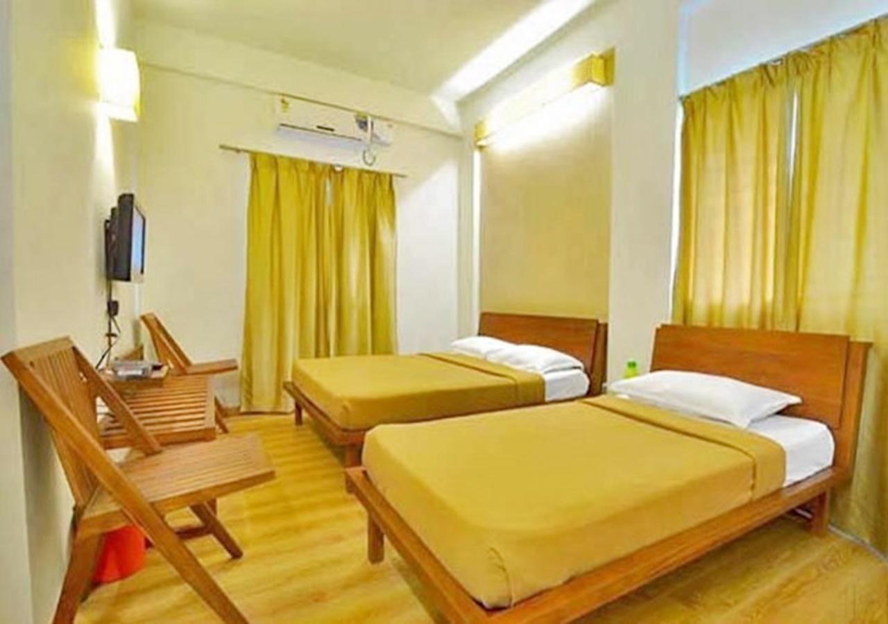 Hotel Hotel Holiday Home Bangalore
