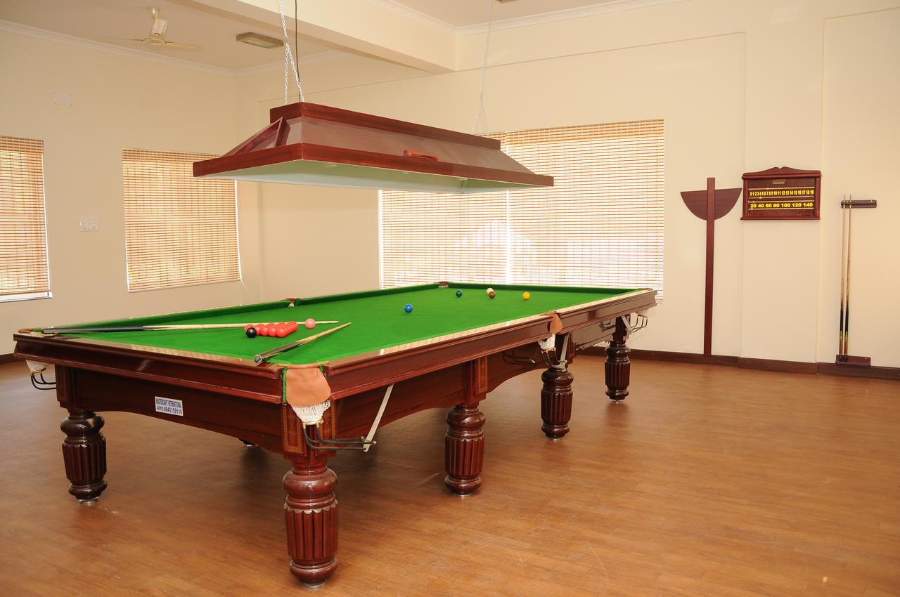 Golden Mile Resort