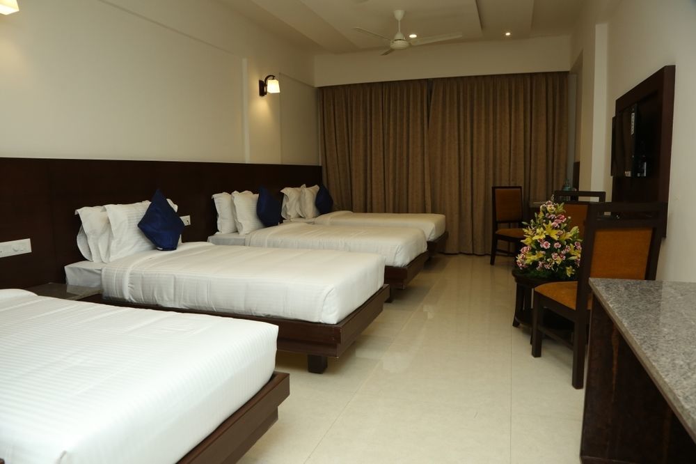 I V Sanctum Hotel 3*