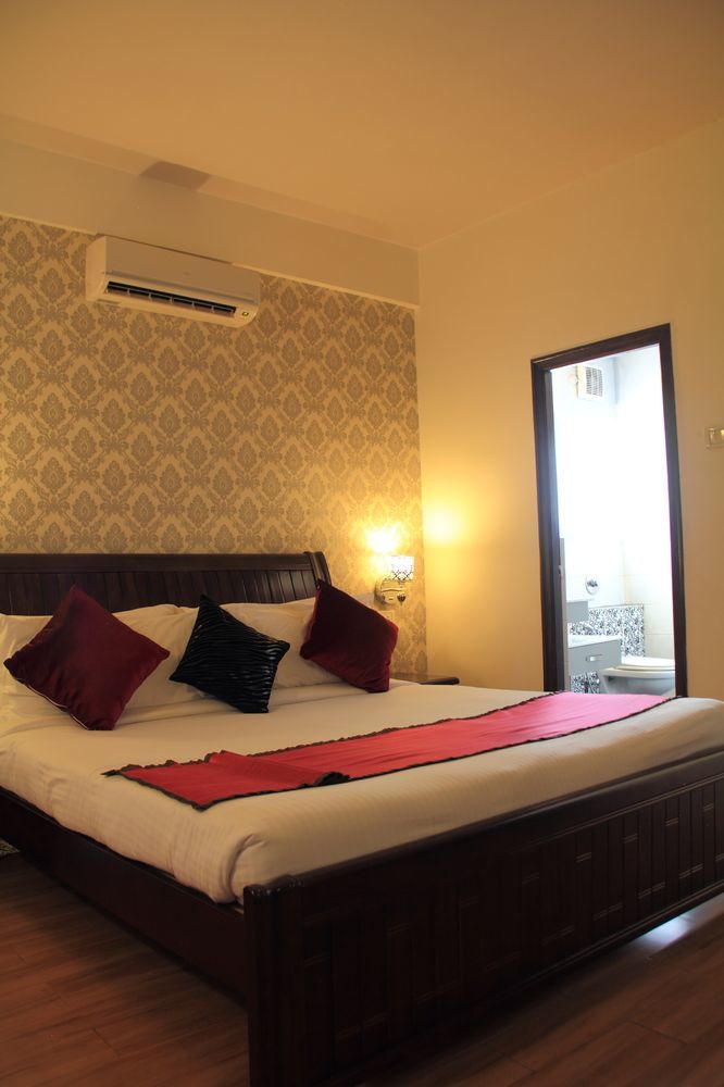 Hotel Orchid - A Boutique Off Residency Road 3*