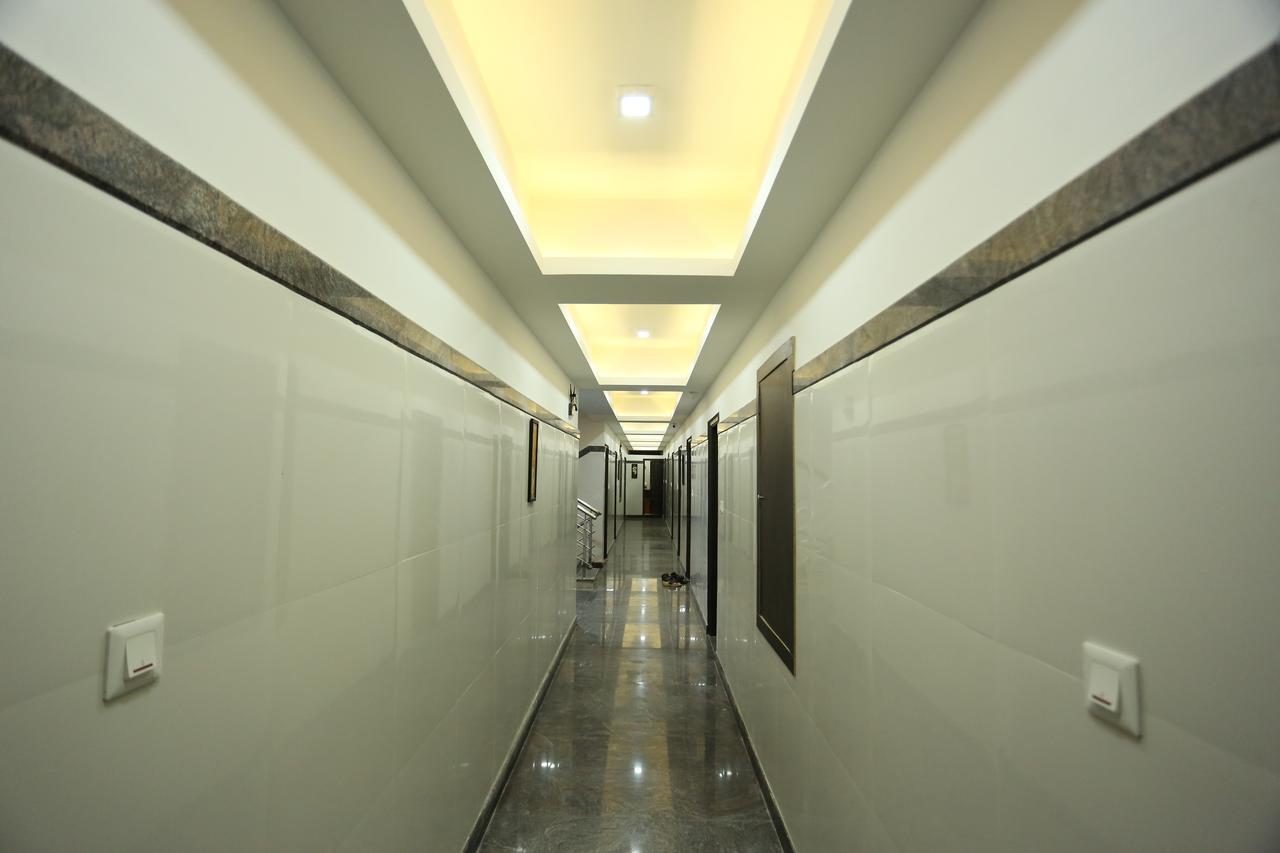 Rr International 2* Bangalore