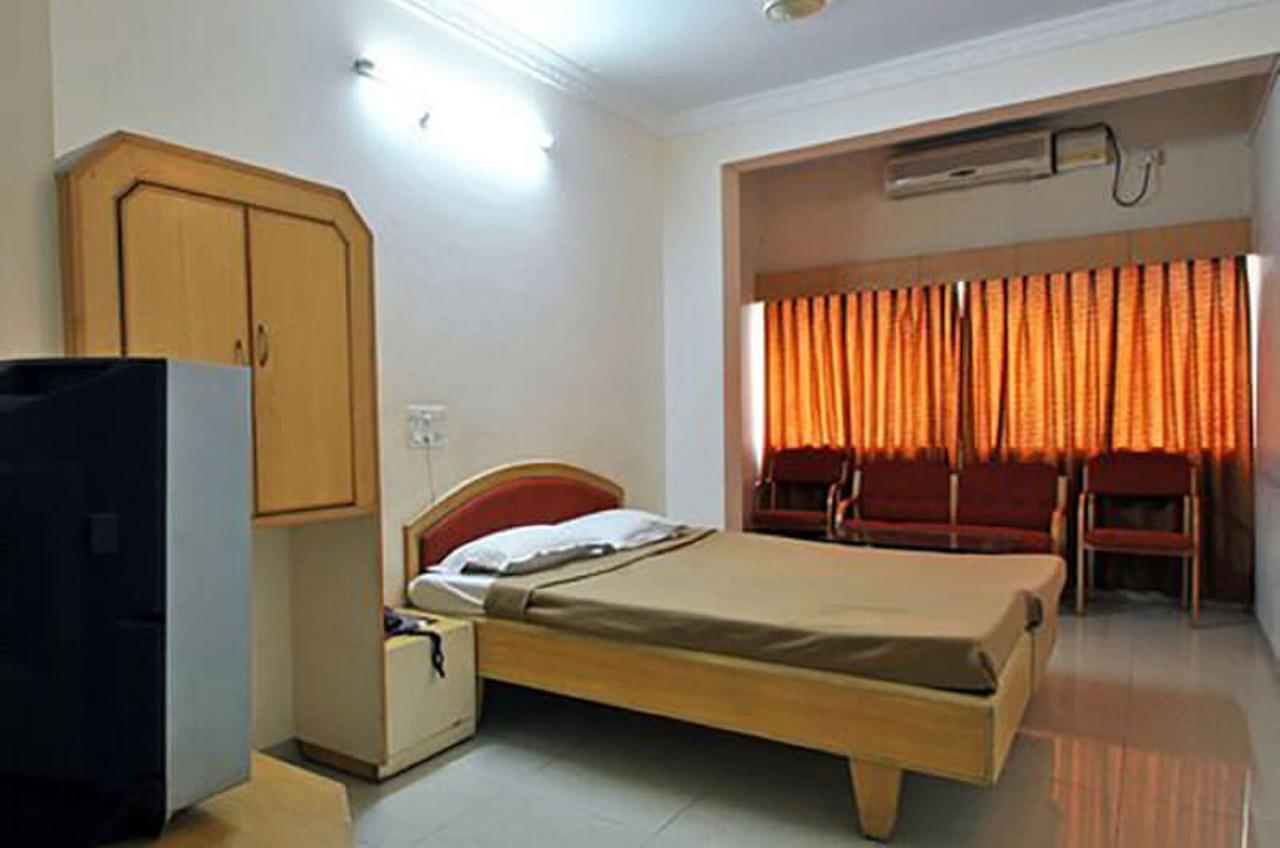 Hotel Lucky Bangalore