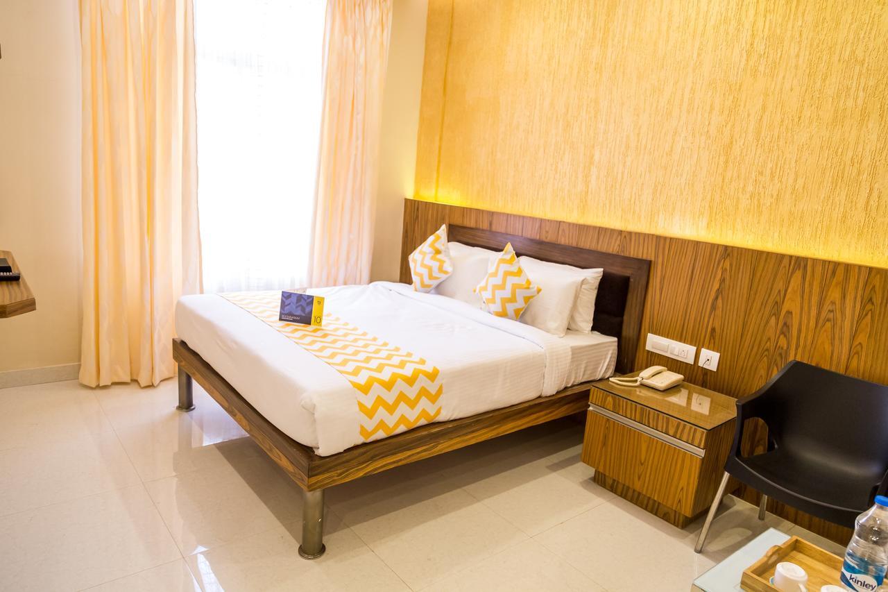 Hotel Sandesh Kingston