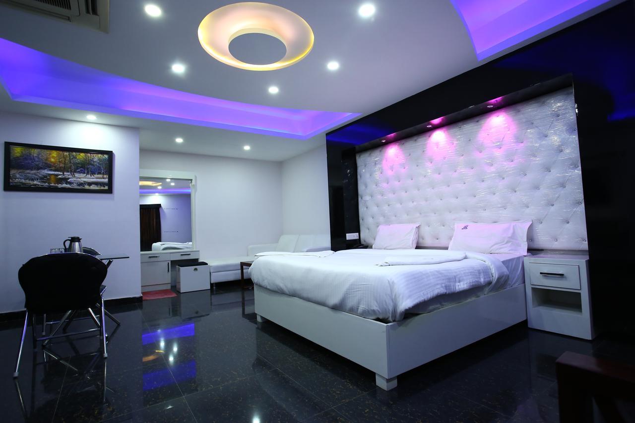 Hotel Rr International 2*