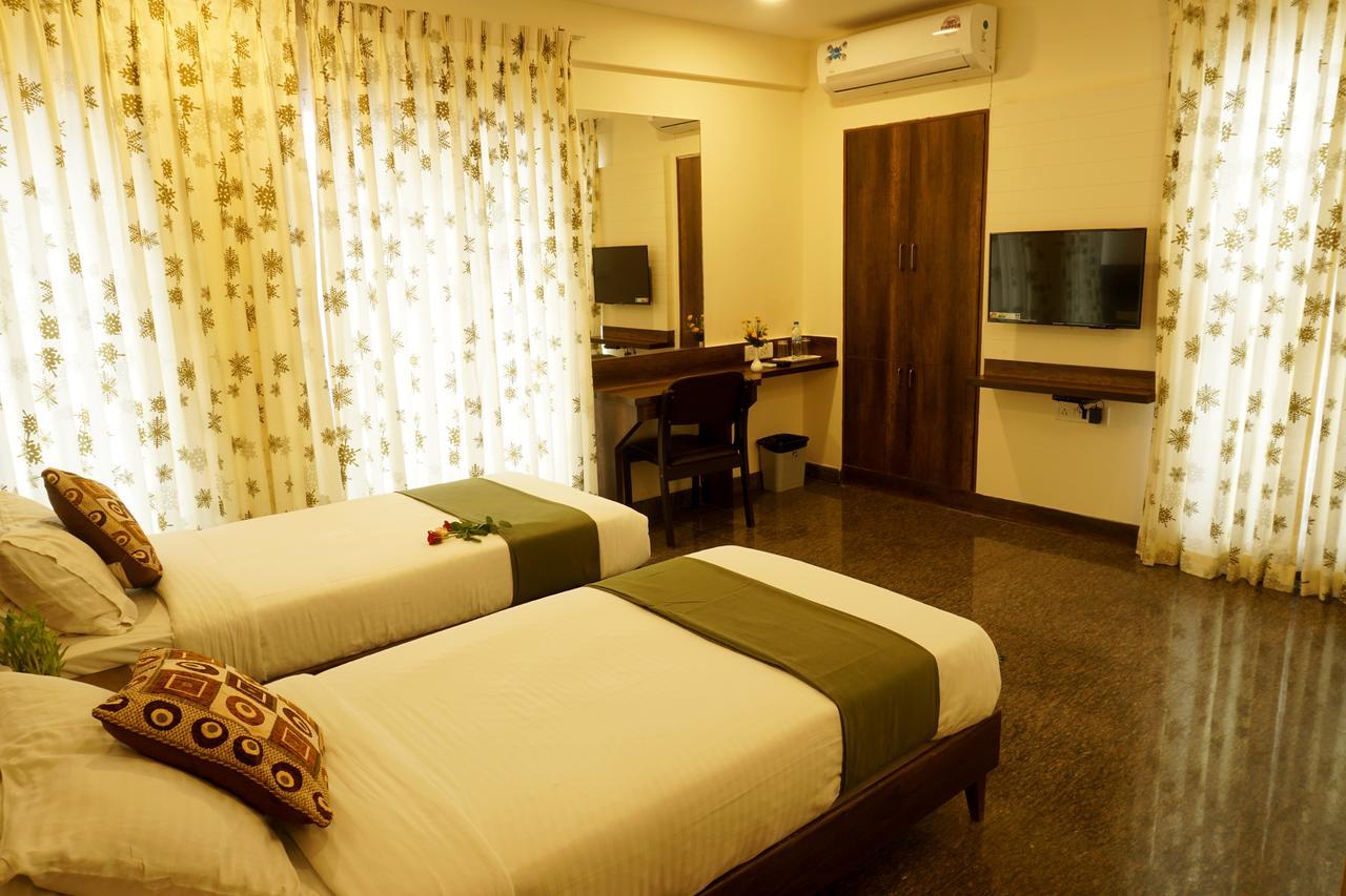 Royal Serenity - Kammanahalli Hotel