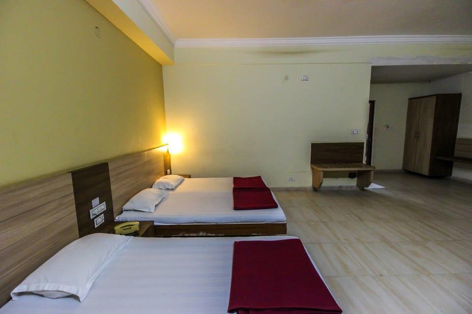Janpath 4* Bangalore