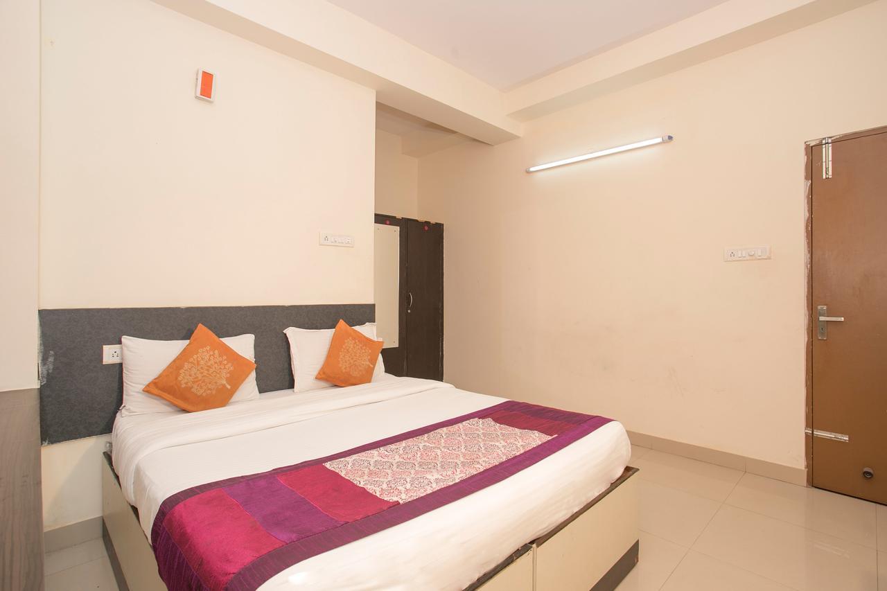 Oyo 1848 Anugriha 3*