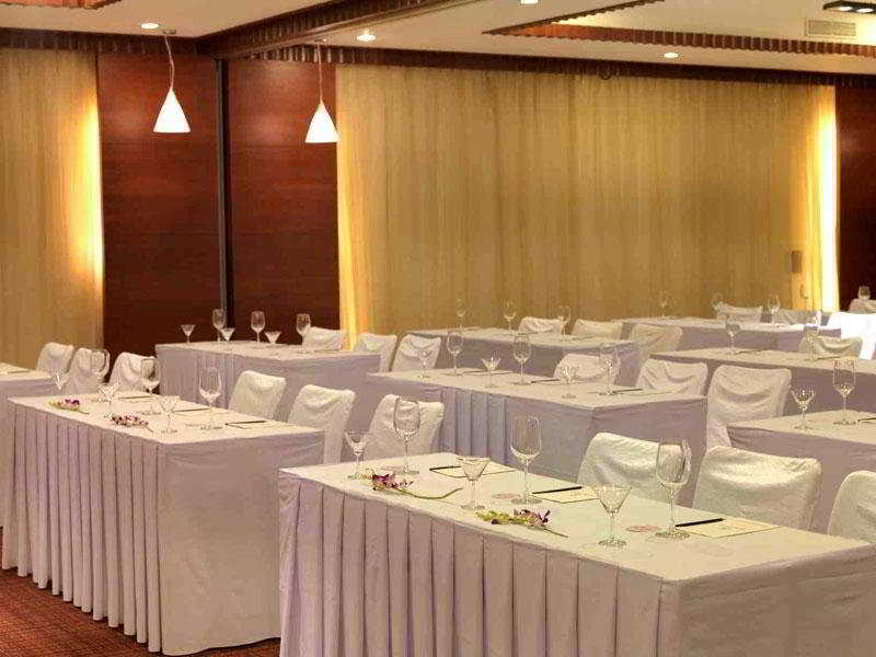 Royal Orchid & Convention Centre, Yelahanka 4* Bangalore