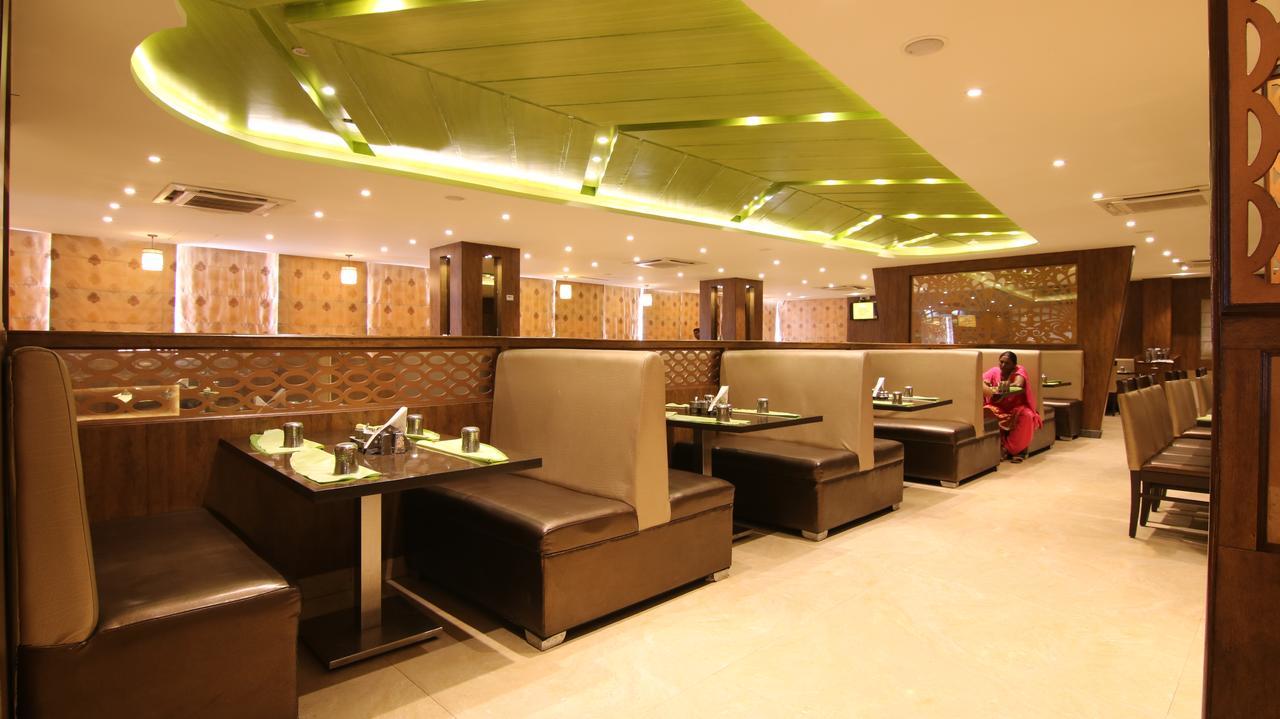 Hotel Sri Nandi Comforts